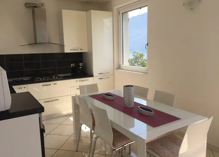 Casa Azalea San Siro (Lombardy)